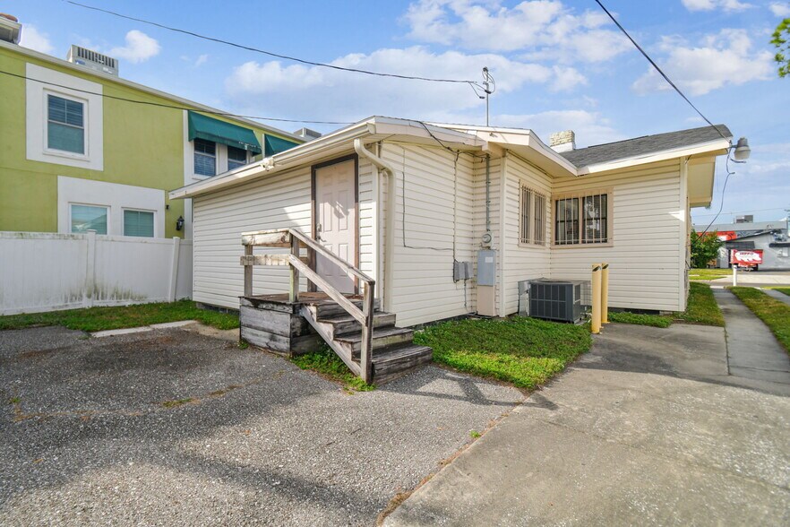 More Photos Of 304 S Westland Ave, Tampa Office Residential For Sale