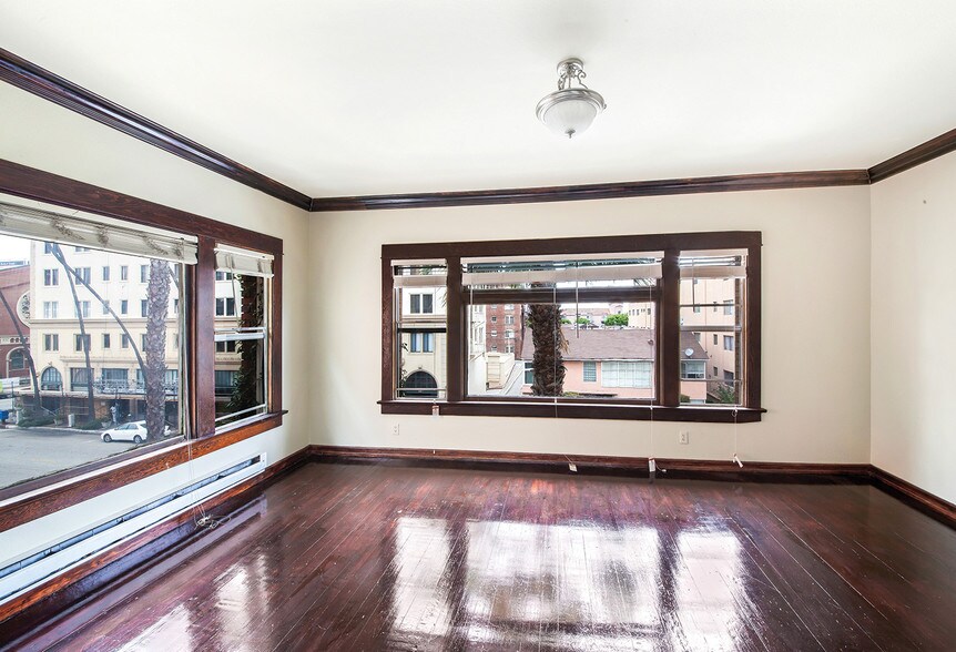 More Photos Of 330-332 Cedar Ave, Long Beach Apartments For Sale