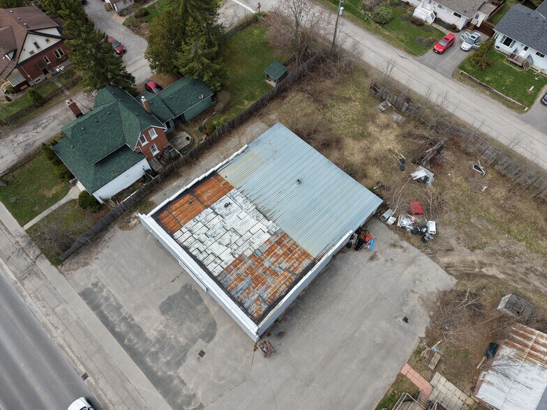 More Photos Of 73 King St E, Kawartha Lakes Auto Repair For Sale