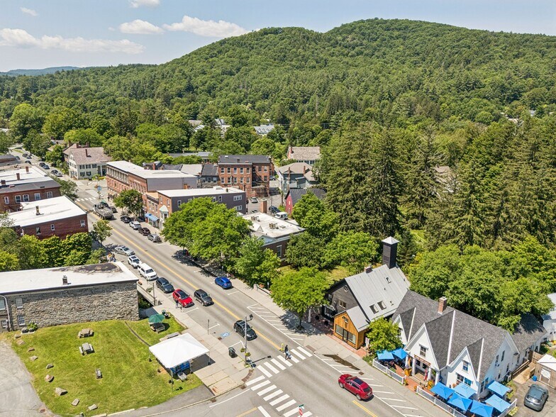 More Photos Of 26 Central St, Woodstock General Retail For Sale