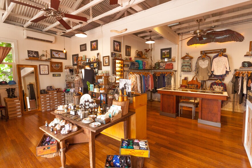 More Photos Of 69 Hana Hwy, Paia Freestanding For Sale