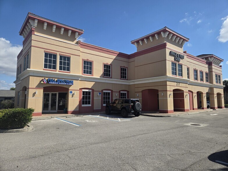 More Photos Of 217 Del Prado Blvd S, Cape Coral Office For Sale