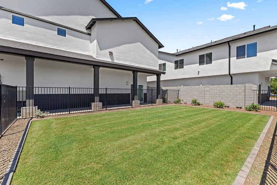 More Photos Of 4630 N 23rd Ave, Phoenix Apartments For Sale