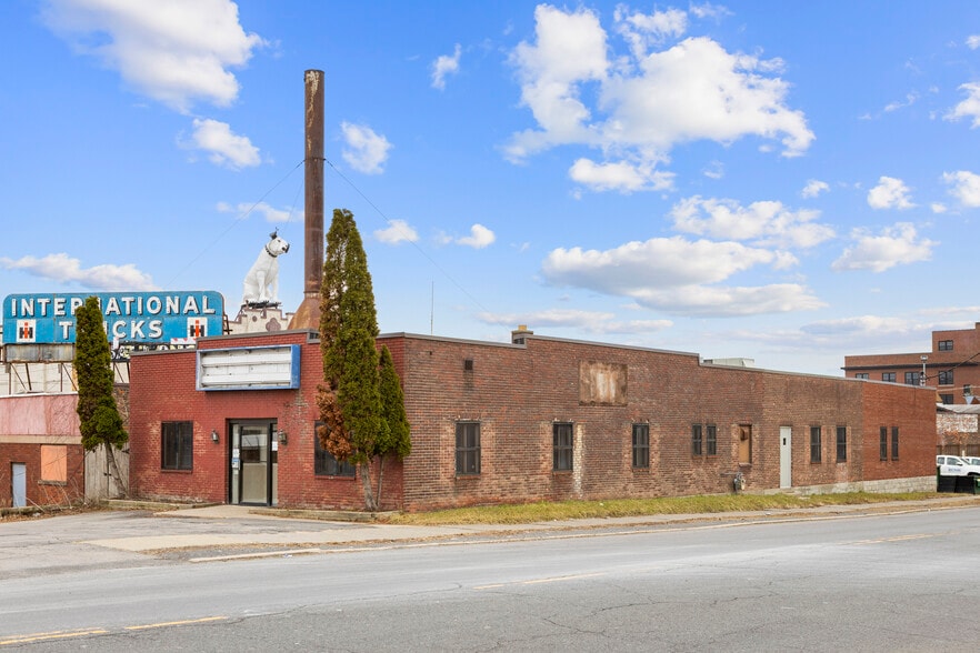 More Photos Of 433 N Pearl St, Albany Warehouse For Sale