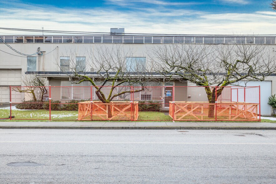 More Photos Of 8250 Manitoba St, Vancouver Flex For Lease