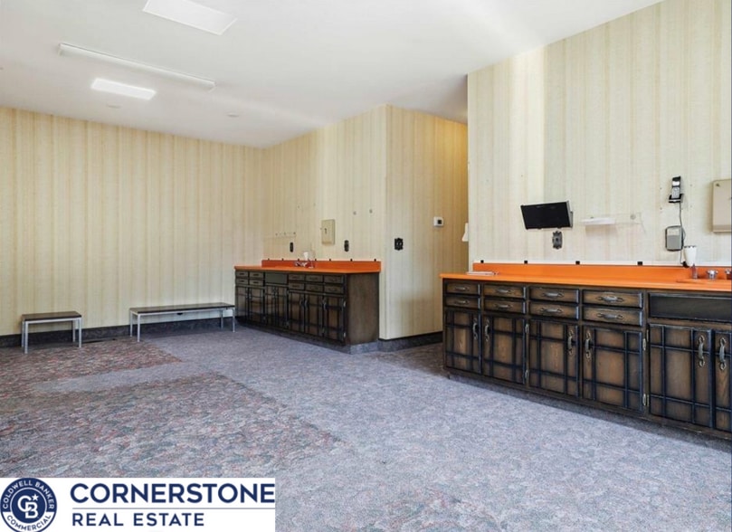 More Photos Of 1216 E 2nd St, Casper Office For Sale