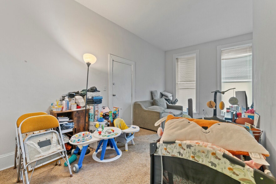 More Photos Of 1816 Saint Paul St, Baltimore Multifamily For Sale