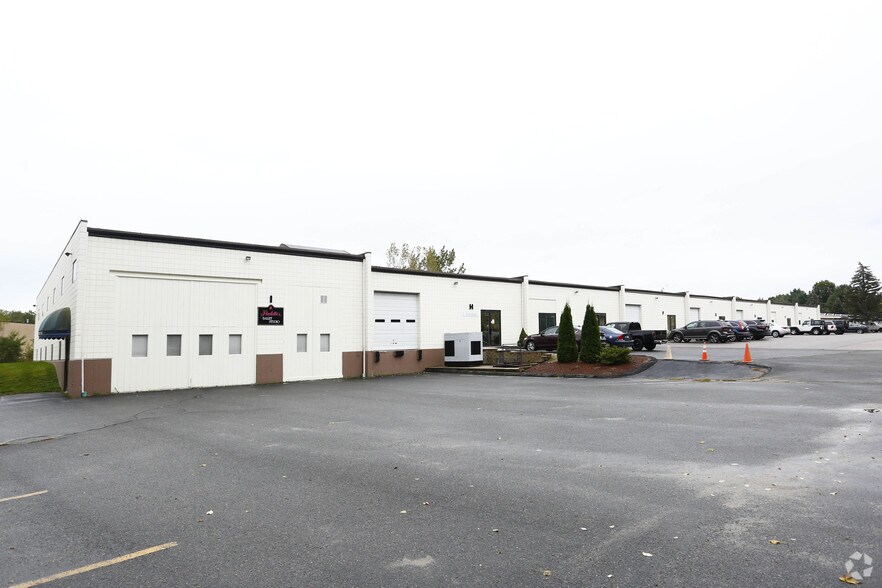 More Photos Of 93 West St, Medfield Light Distribution For Lease