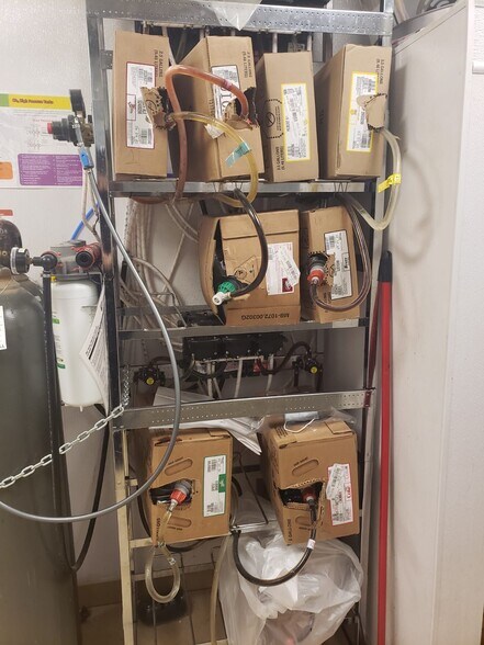 More Photos Of 1860-1868 Centre St, West Roxbury General Retail For Sale