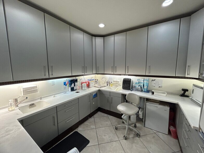 More Photos Of 413-445 N Rodeo Dr, Beverly Hills Coworking Space