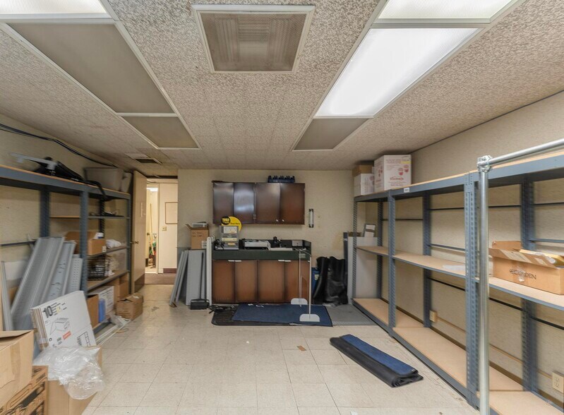 More Photos Of 499 Alvarado St, Monterey Freestanding For Sale