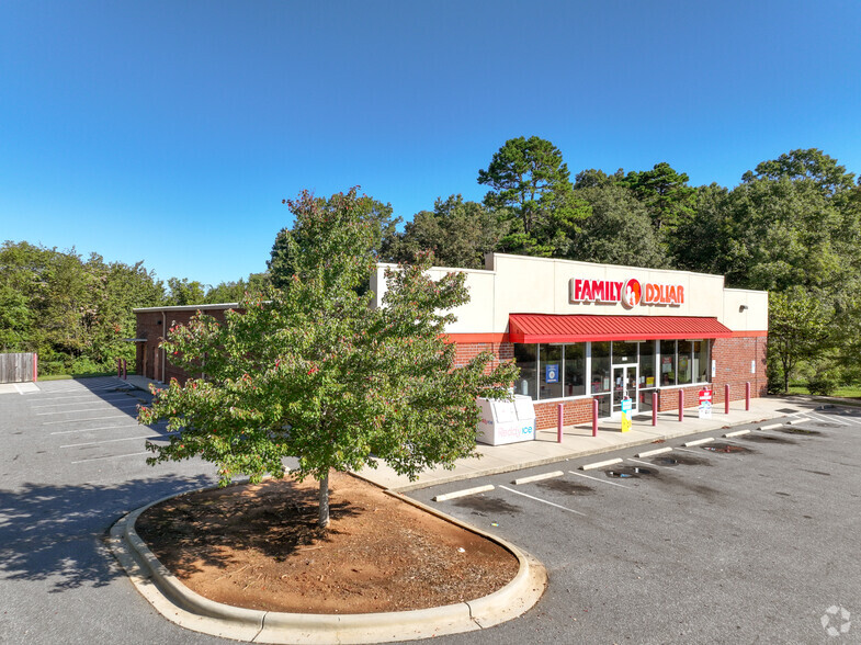 Primary Photo Of 3107 Springs Rd NE, Hickory Freestanding For Lease