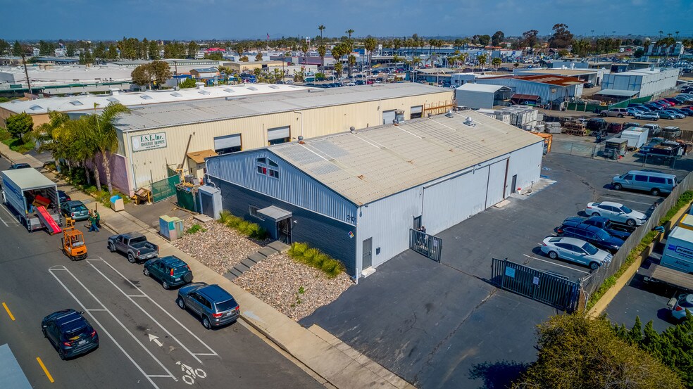 More Photos Of 3101 Hoover Ave, National City Warehouse For Lease