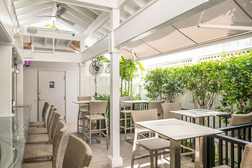 More Photos Of 532 Margaret St, Key West Restaurant For Sale
