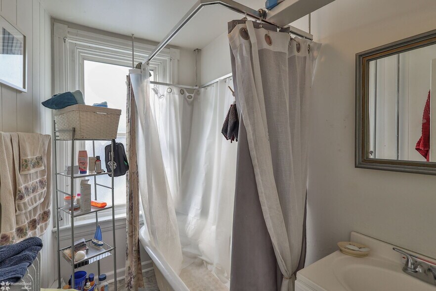 More Photos Of 1037 W Turner St, Allentown Multifamily For Sale