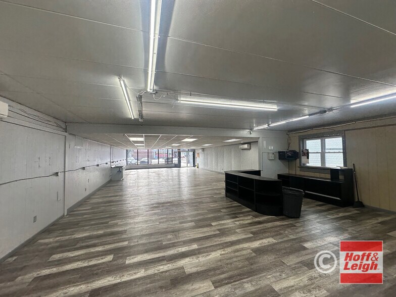 More Photos Of 1395 Gardner Blvd, Barberton Auto Repair For Lease