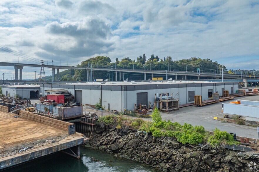 More Photos Of 3500-3546 W Marginal Way SW, Seattle Warehouse For Sale
