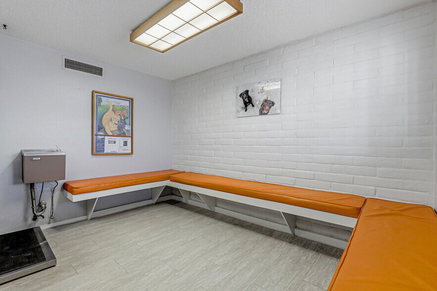 More Photos Of 10050 Mccombs St, El Paso Medical For Sale