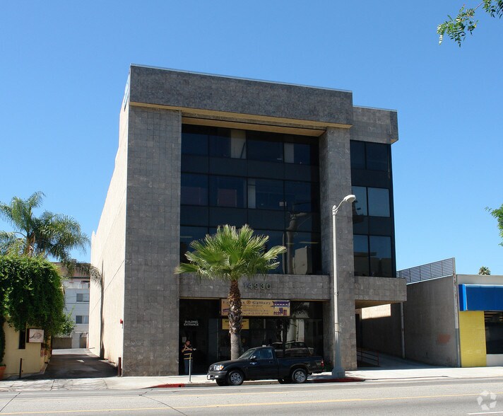 More Photos Of 14930 Ventura Blvd, Sherman Oaks Office For Lease