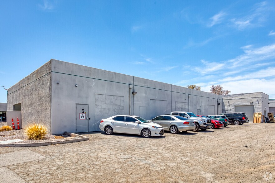 More Photos Of 5 Longevity Dr, Henderson Research And Development For Sale