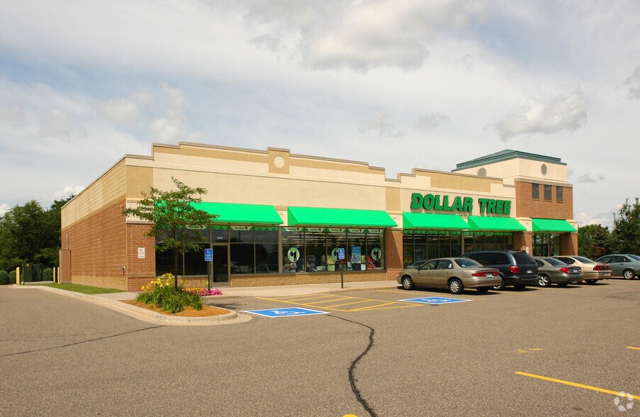 More Photos Of 2218-2279 NW Bunker Lake Blvd, Andover Unknown For Lease
