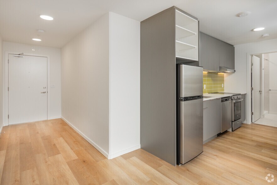 More Photos Of 1888 Scotia St, Vancouver Apartments For Lease