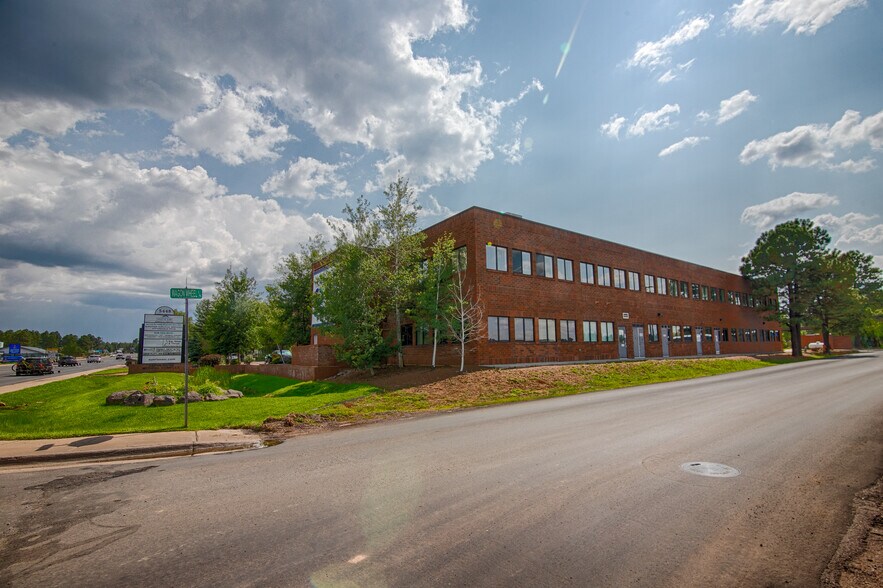 More Photos Of 5448 S White Mountain Rd, Show Low Medical For Lease