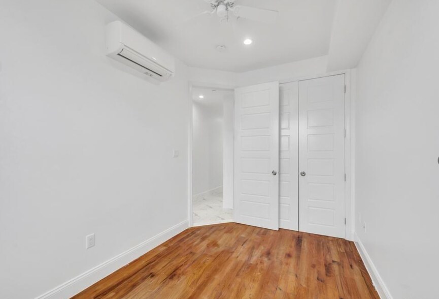 More Photos Of 12511 101st Ave, South Richmond Hill Apartments For Sale