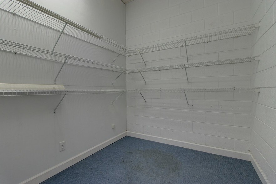 More Photos Of 4311 Appleton Ave NW, Roanoke Office For Lease