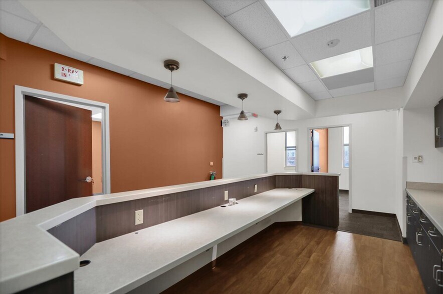 More Photos Of 1350 Broadcasting Rd, Wyomissing Office For Sale