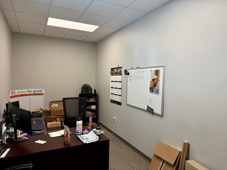 More Photos Of 5901 FM 920, Weatherford Warehouse For Sale