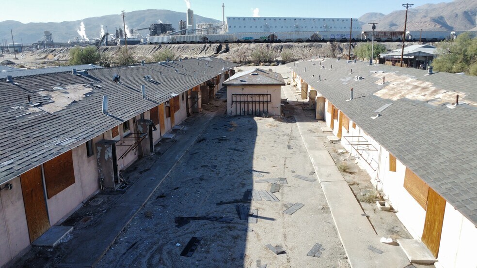 More Photos Of 83298-83420 Argus Ave, Trona Apartments For Sale