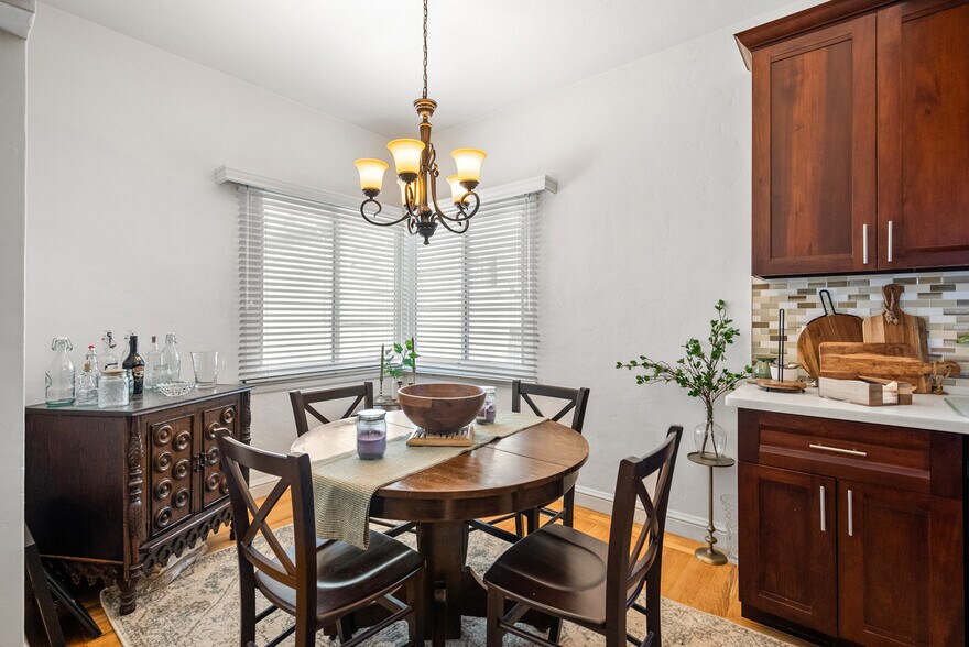More Photos Of 1217 Capuchino Ave, Burlingame Apartments For Sale