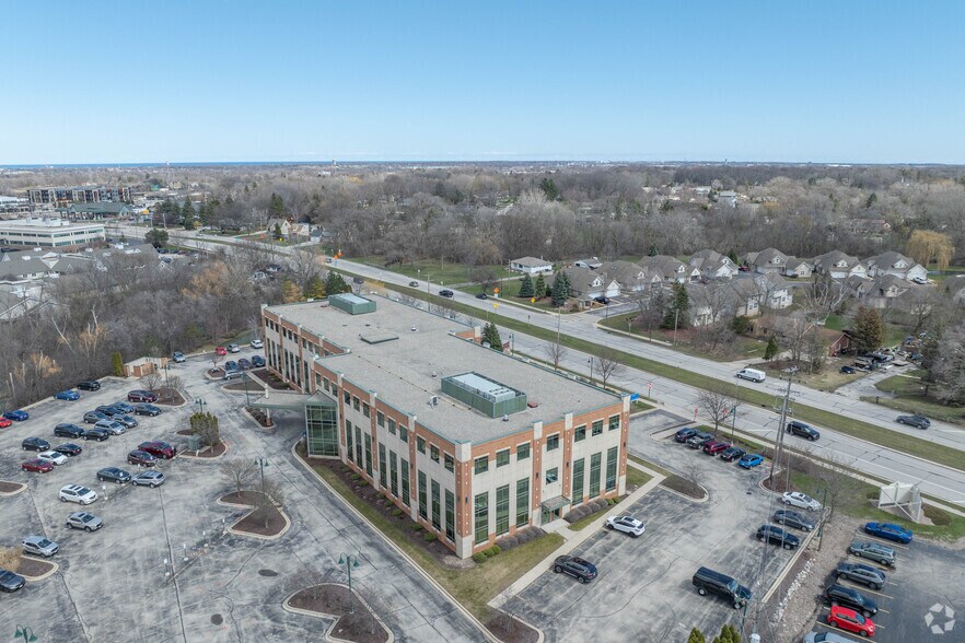More Photos Of 4600 W Loomis Rd, Greenfield Office For Sale