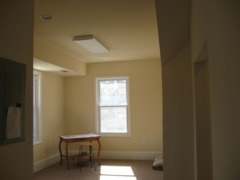 More Photos Of 836 Bonifant St, Silver Spring Office For Lease