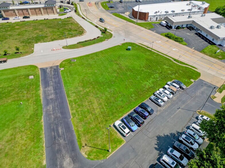 More Photos Of Cave Springs Estate, Saint Peters Land For Sale