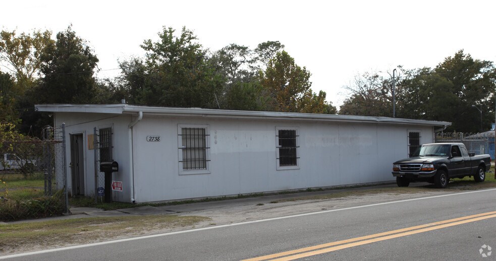 Primary Photo Of 2738 Rosselle St, Jacksonville Warehouse For Lease