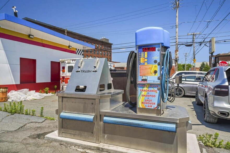 More Photos Of 690-696 River St, Troy Freestanding For Sale