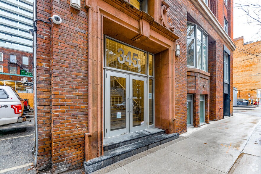 More Photos Of 345 Adelaide St W, Toronto Office For Lease