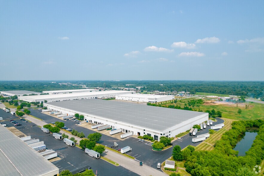 More Photos Of 2300-2375 Midway Ln, Smyrna Distribution For Lease