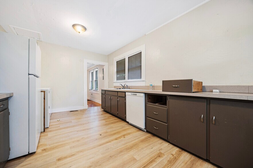 More Photos Of , Lake City Multifamily For Sale