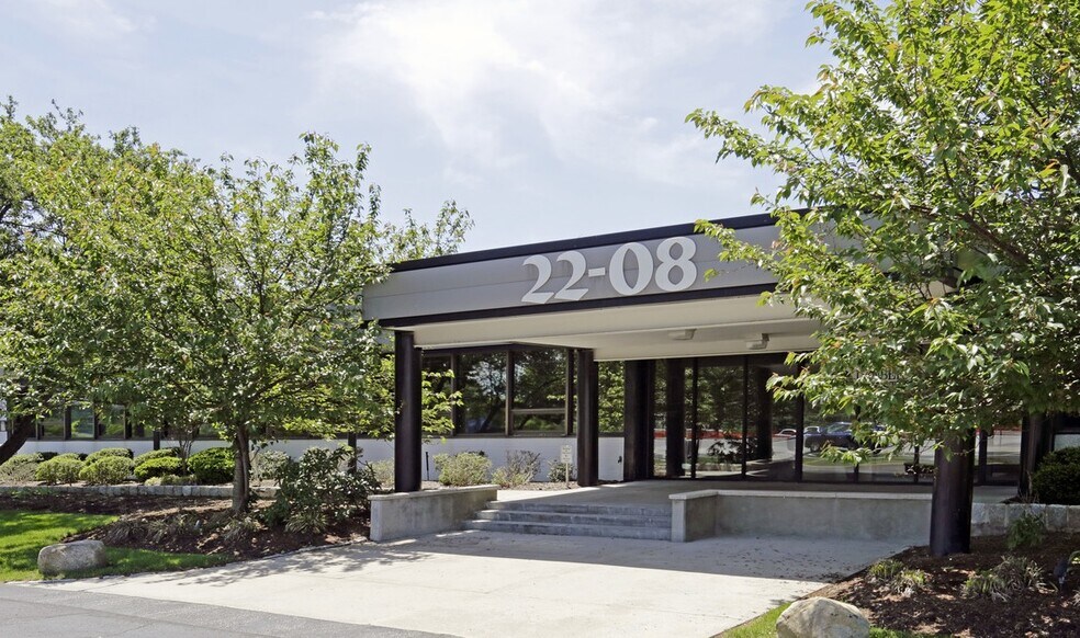 More Photos Of 22-08 State Route 208, Fair Lawn Medical For Lease