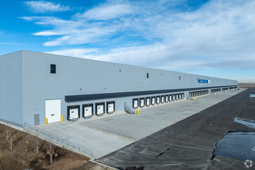 More Photos Of 68 68 St SE, Calgary Unknown For Lease