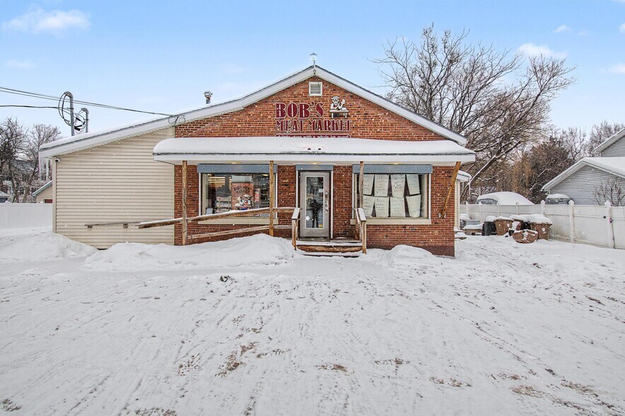 Primary Photo Of 23 Barlow St, Saint Albans Convenience Store For Sale