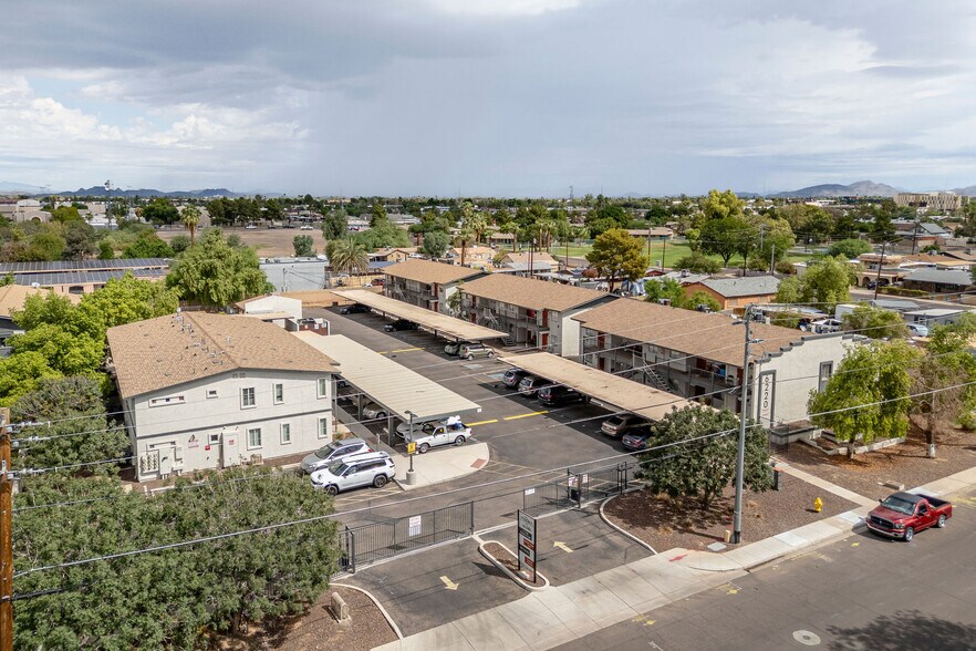 More Photos Of 6220 W Ocotillo Rd, Glendale Apartments For Sale