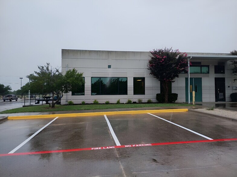 More Photos Of 8325 Jack Finney Blvd, Greenville Medical For Lease