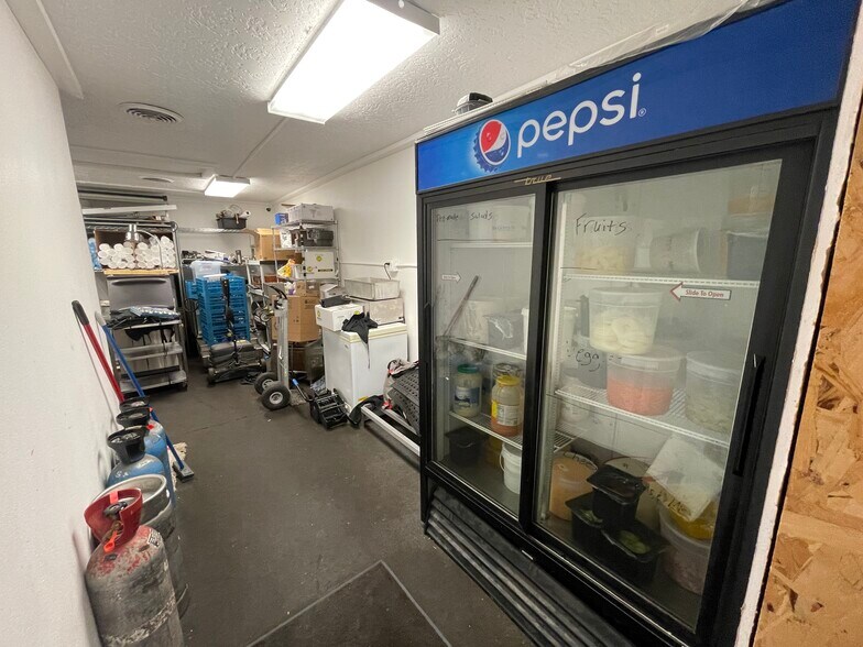 More Photos Of 201 E Main St, Hinton Restaurant For Sale