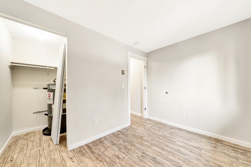 More Photos Of 13410 SE Powell Blvd, Portland Apartments For Sale
