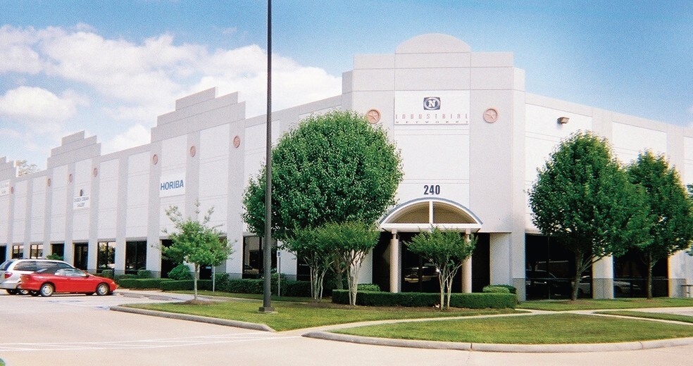 More Photos Of 210-240 Spring Hill Dr, The Woodlands Unknown For Lease