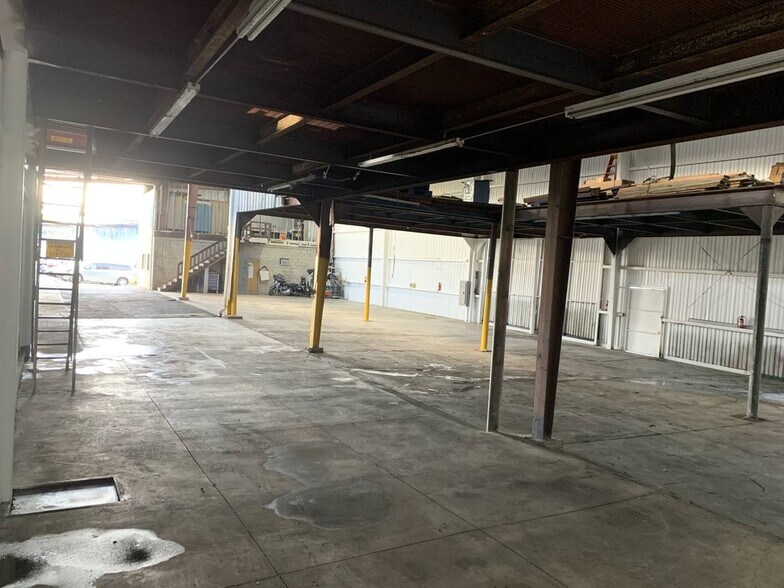More Photos Of 655 Mapunapuna St, Honolulu Warehouse For Lease